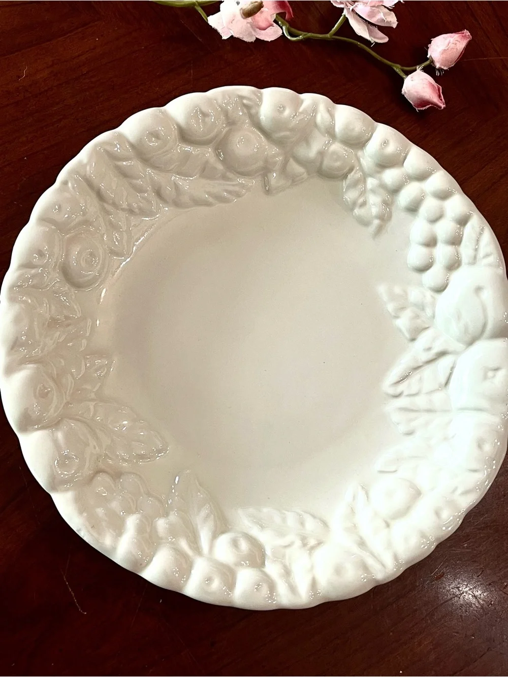 VTG Claire Burke Pottery Raised Fruit Design Ivory Serving Bowl Platter 10.5